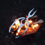 【ギアレビュー】SWISS ADVANCE「DORO」は軽量な焚き火遊びアイテム！