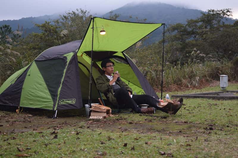 コールマンのツーリングドームテントでのソロキャンプがマジで快適 